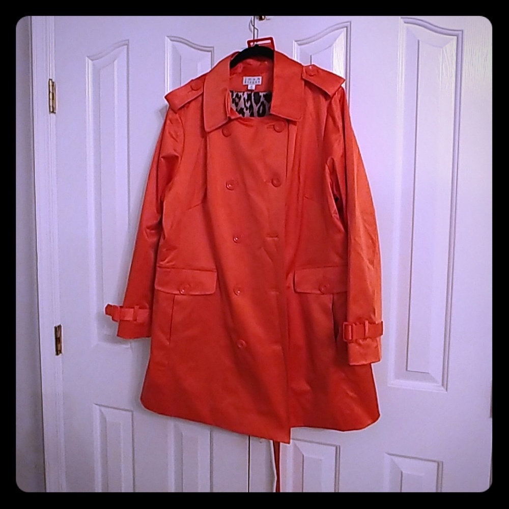 Women's Joan Rivers Trench Car Coat - Never Worn.